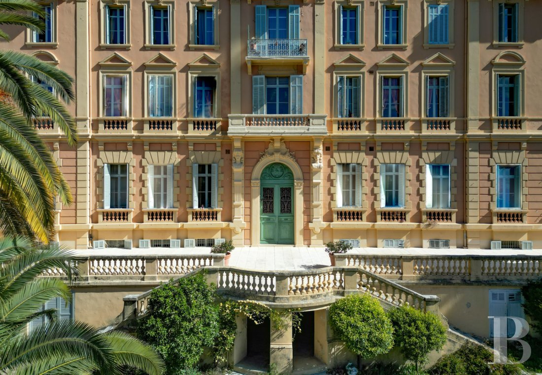A garden flat in the former Grand Hotel orangery in Grasse, the world's perfume capital - photo  n°5
